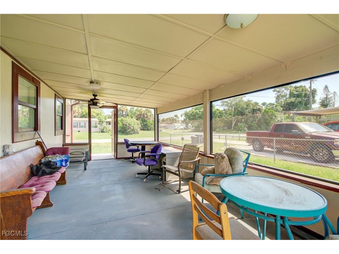 2405 Zoysia Lane North Fort Myers FL 33917 2025003919 image19