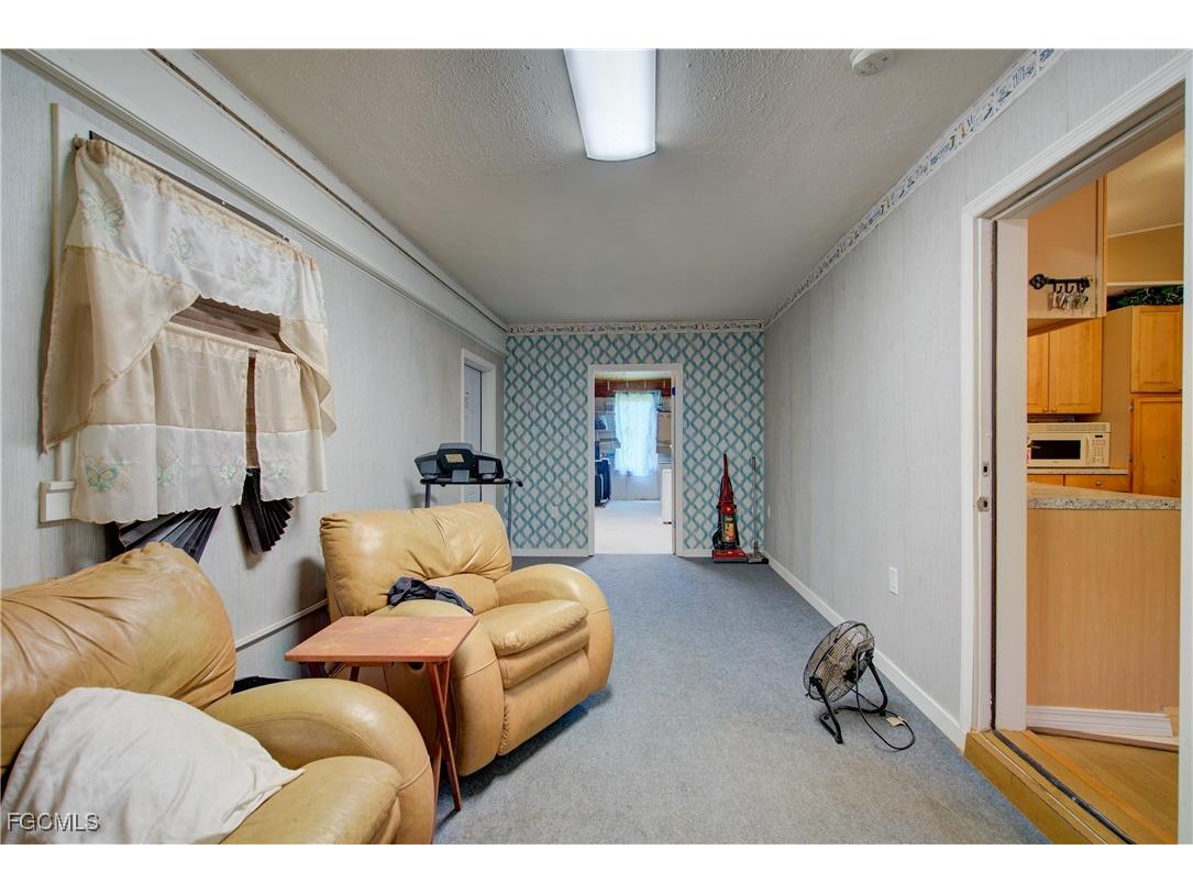 2405 Zoysia Lane North Fort Myers FL 33917 2025003919 image26