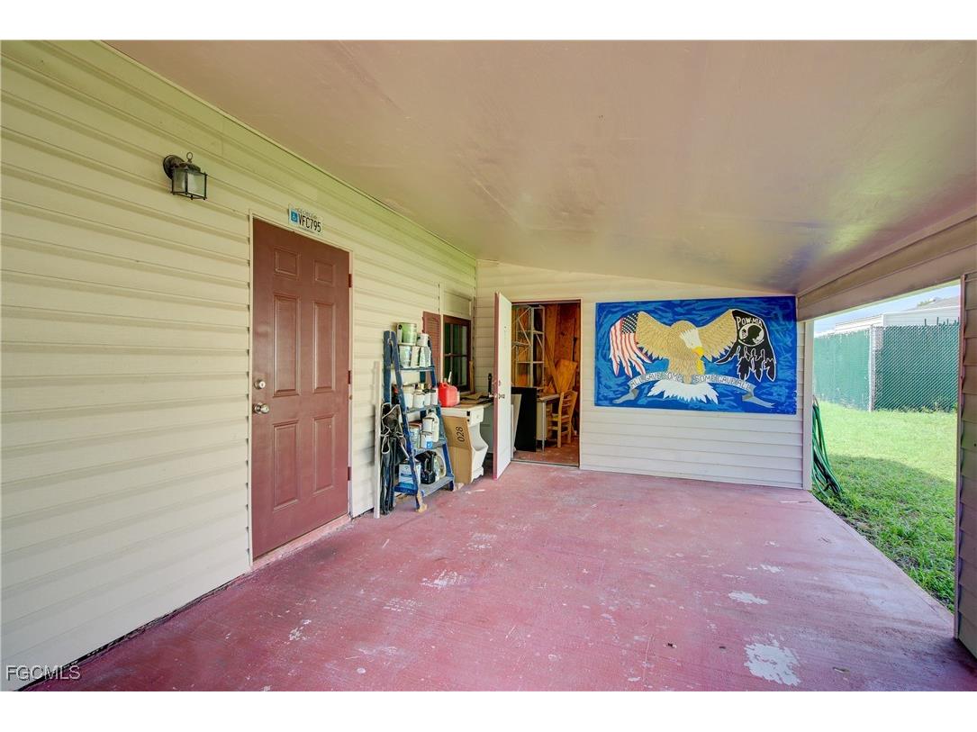 2405 Zoysia Lane North Fort Myers FL 33917 2025003919 image31