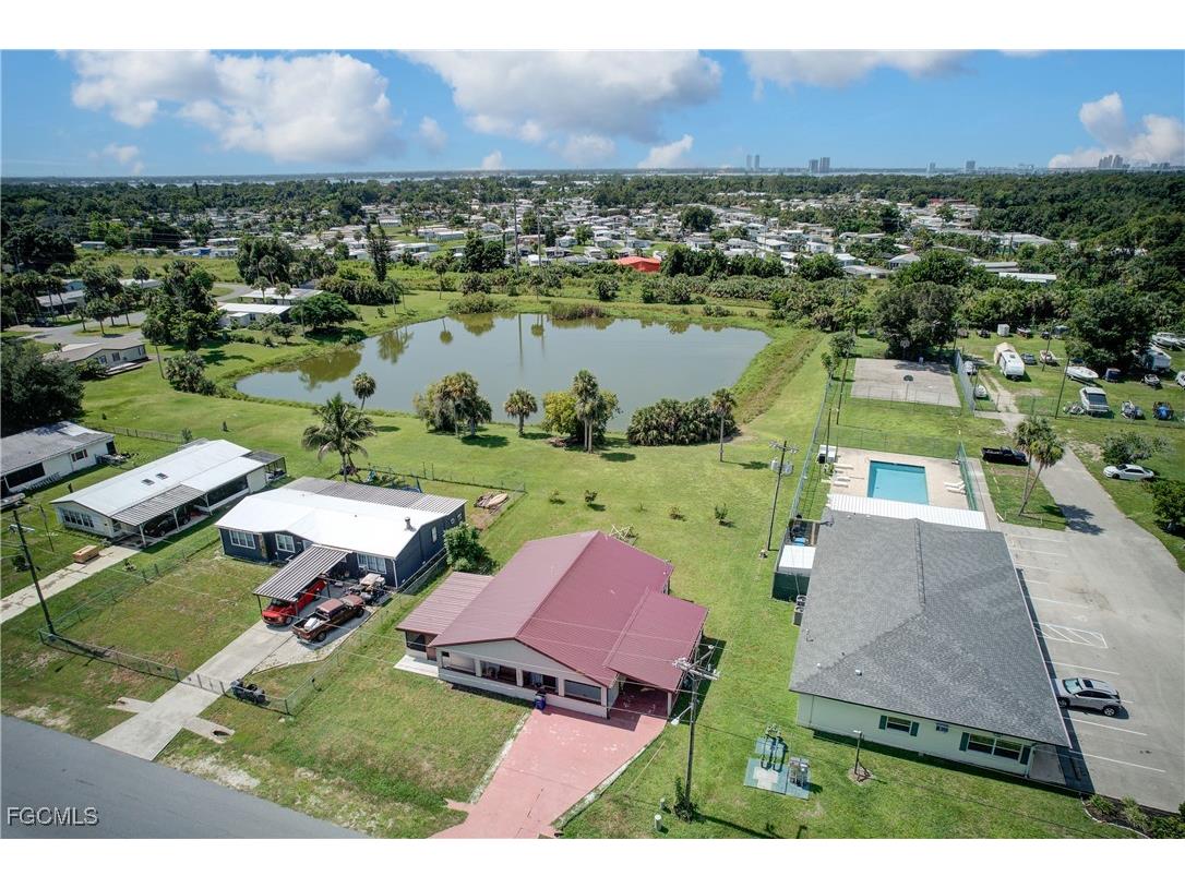 2405 Zoysia Lane North Fort Myers FL 33917 2025003919 image38