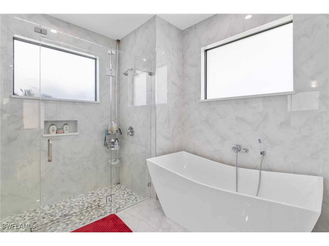 2406 37th Avenue NE Naples FL 34120 225079395 image11