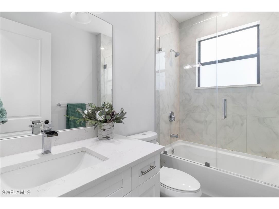 2406 37th Avenue NE Naples FL 34120 225079395 image16