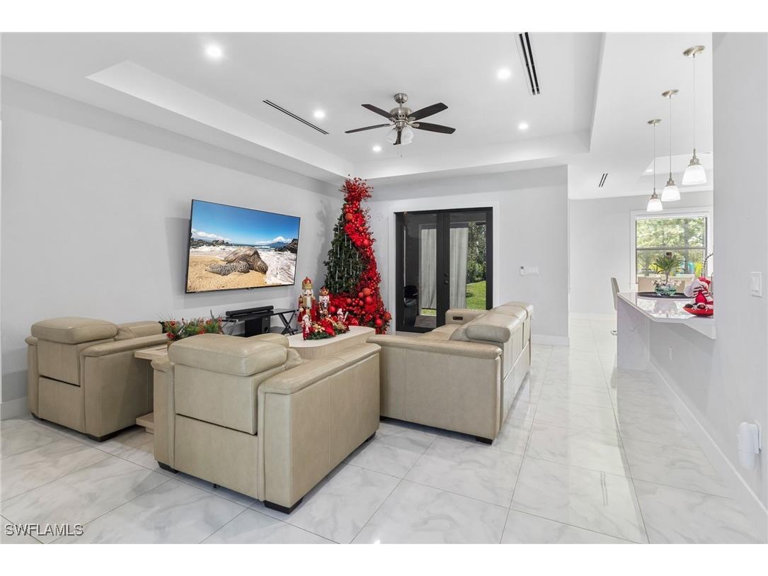 2406 37th Avenue NE Naples FL 34120 225079395 image3