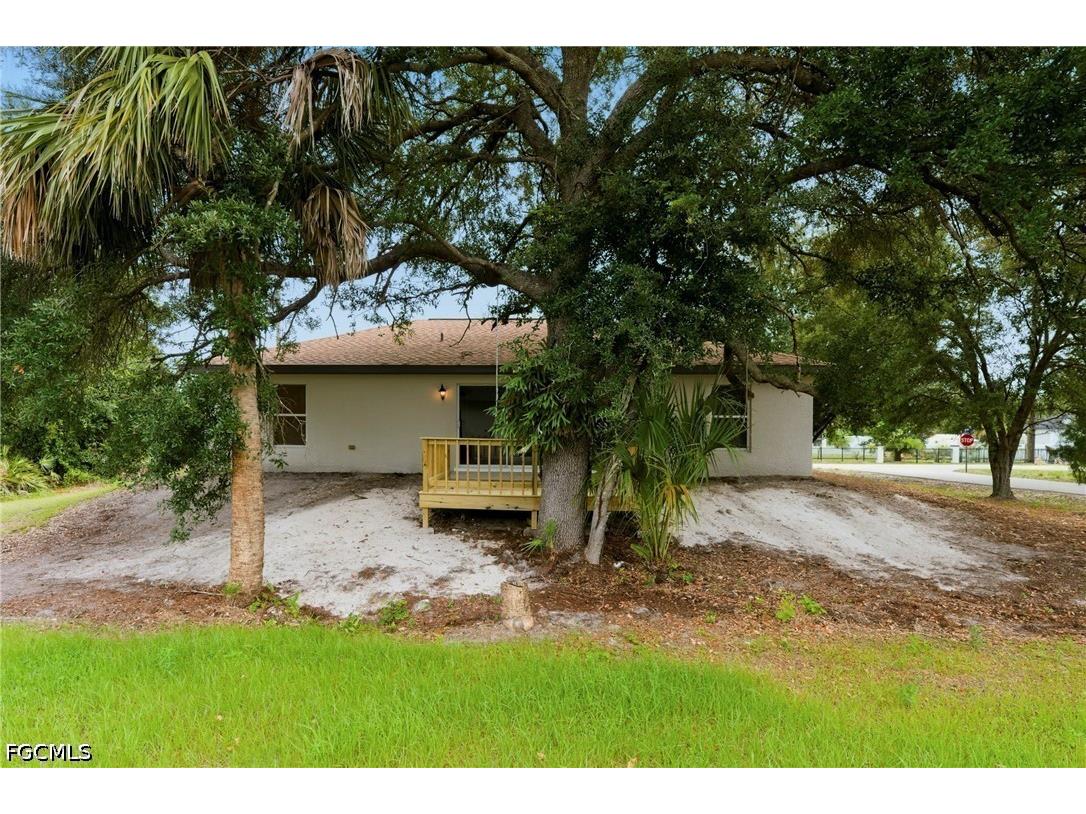 2406 E 23rd Street Alva FL 33920 2026025616 image24