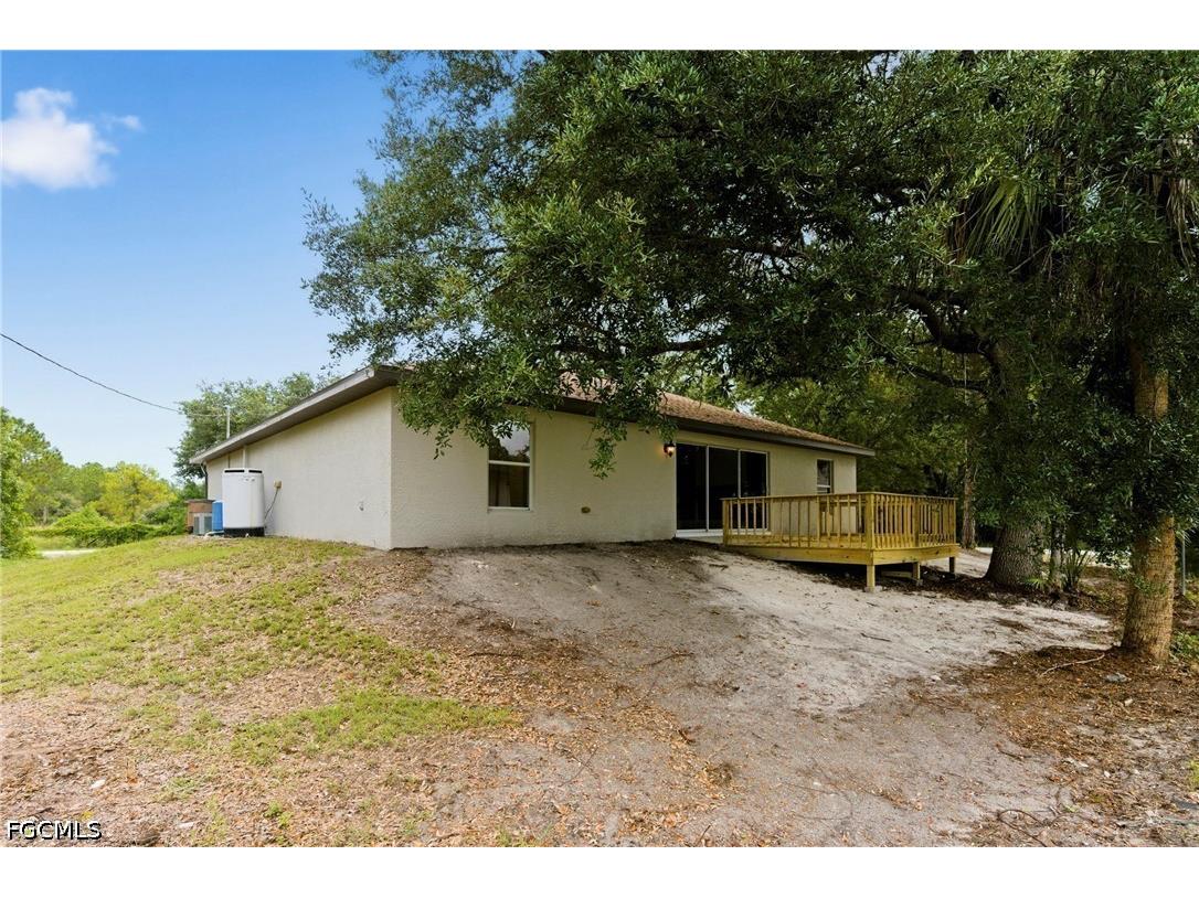 2406 E 23rd Street Alva FL 33920 2026025616 image25