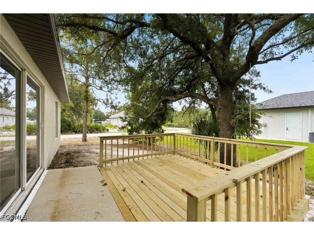 2406 E 23rd Street Alva FL 33920 2026025616 image26