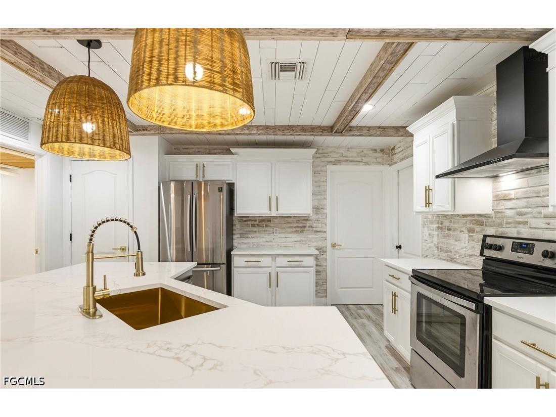 2406 E 23rd Street Alva FL 33920 2026025616 image3