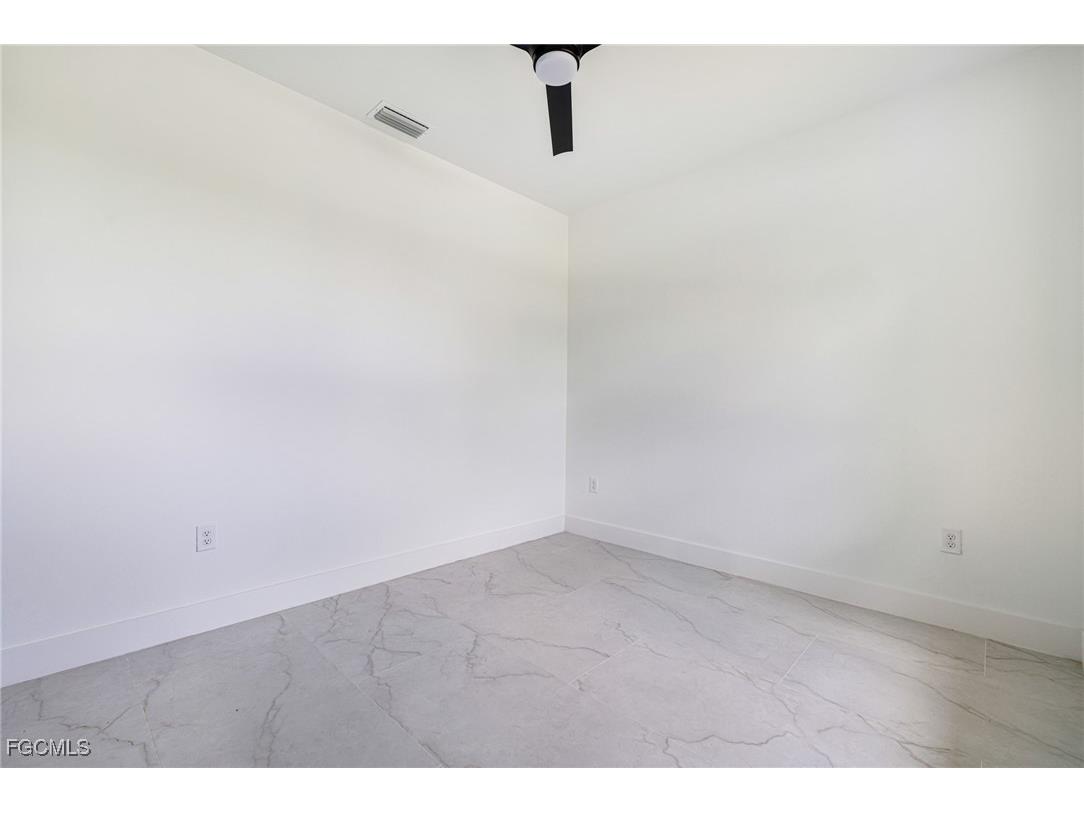 2406 Hightower Avenue S Lehigh Acres FL 33973 2025006113 image24