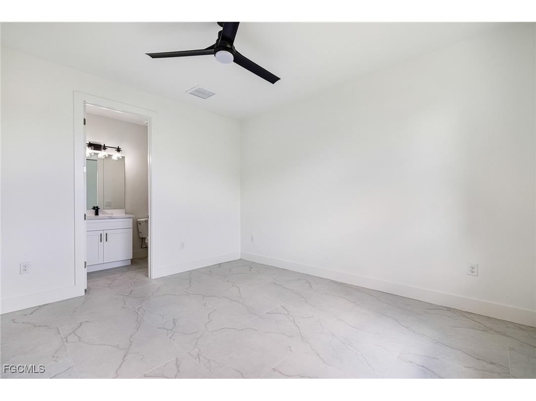 2406 Hightower Avenue S Lehigh Acres FL 33973 2025006113 image29