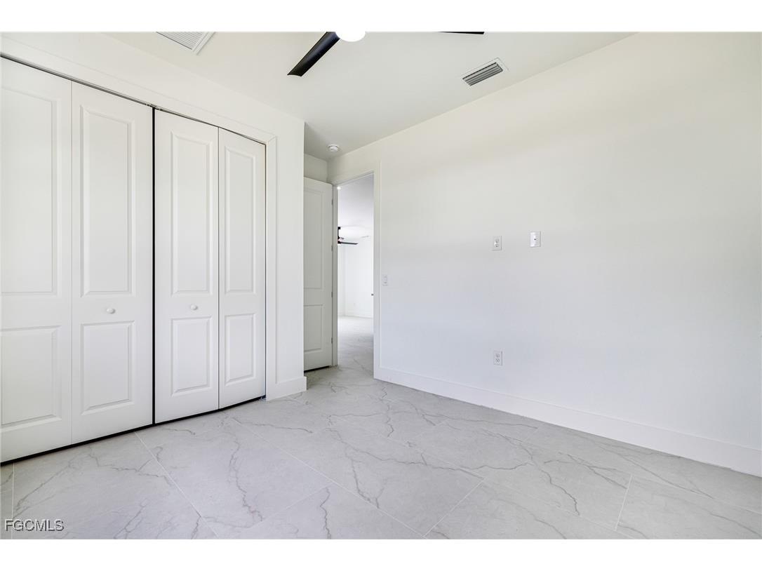 2406 Hightower Avenue S Lehigh Acres FL 33973 2025006113 image33