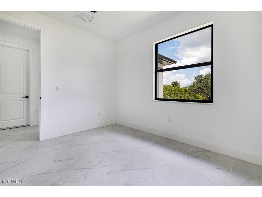 2406 Hightower Avenue S Lehigh Acres FL 33973 2025006113 image35