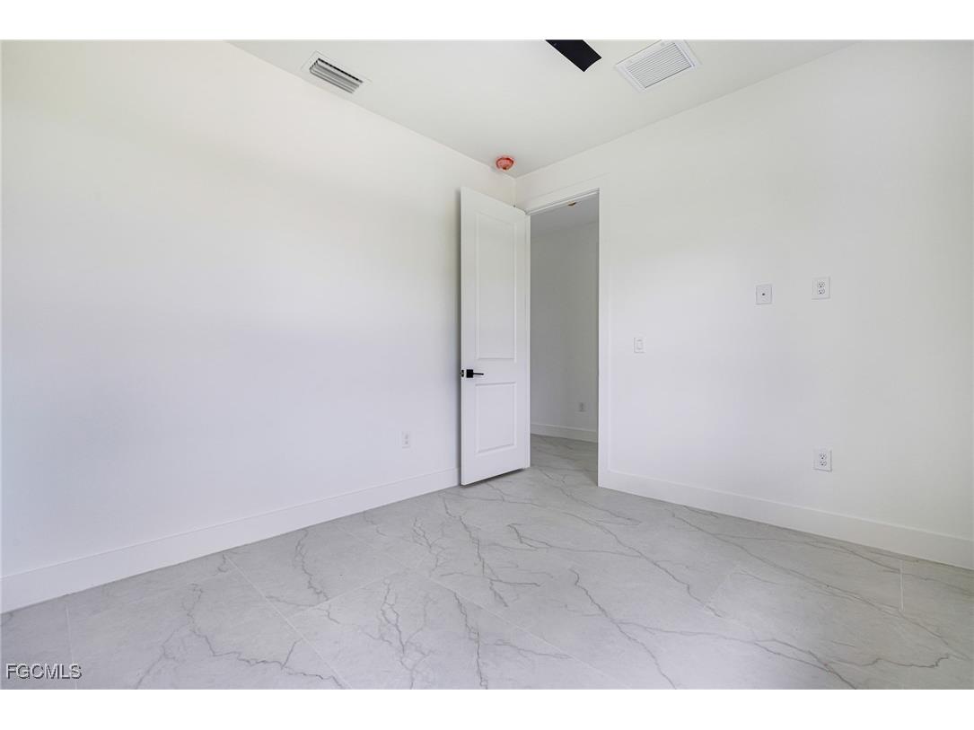 2406 Hightower Avenue S Lehigh Acres FL 33973 2025006113 image36