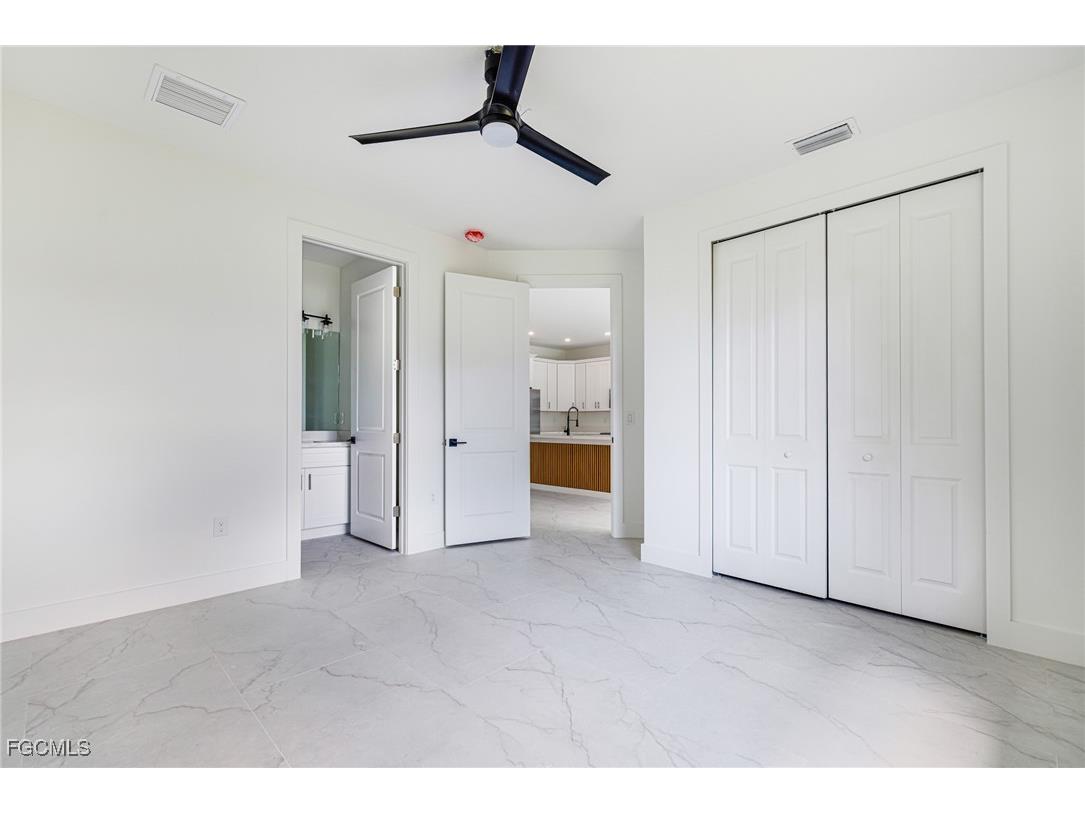 2406 Hightower Avenue S Lehigh Acres FL 33973 2025006113 image42