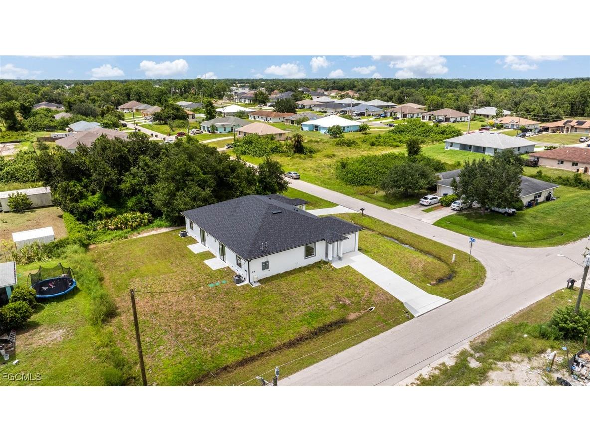 2406 Hightower Avenue S Lehigh Acres FL 33973 2025006113 image45