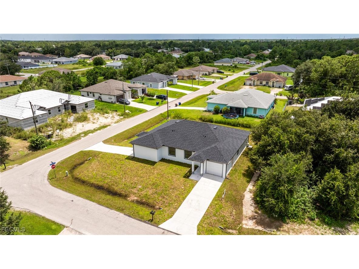 2406 Hightower Avenue S Lehigh Acres FL 33973 2025006113 image47