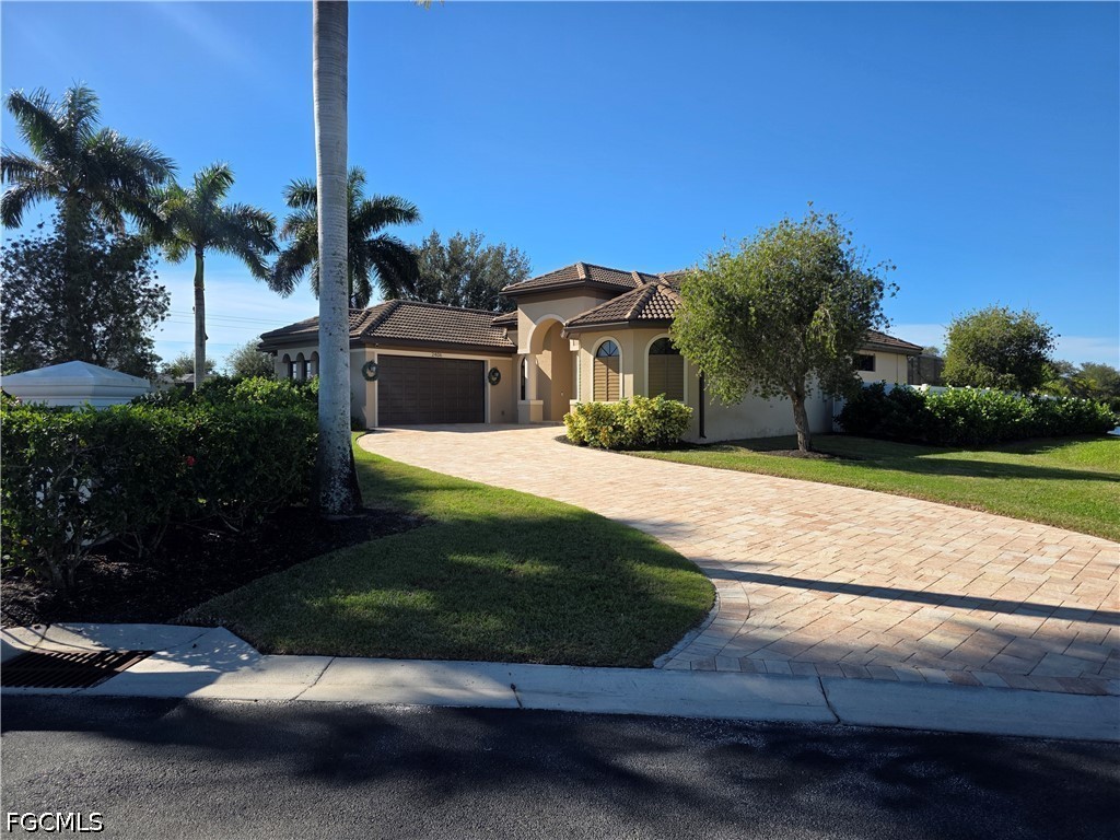 2406 Kismet Lakes Lane Cape Coral FL 33993 2026015992 image3