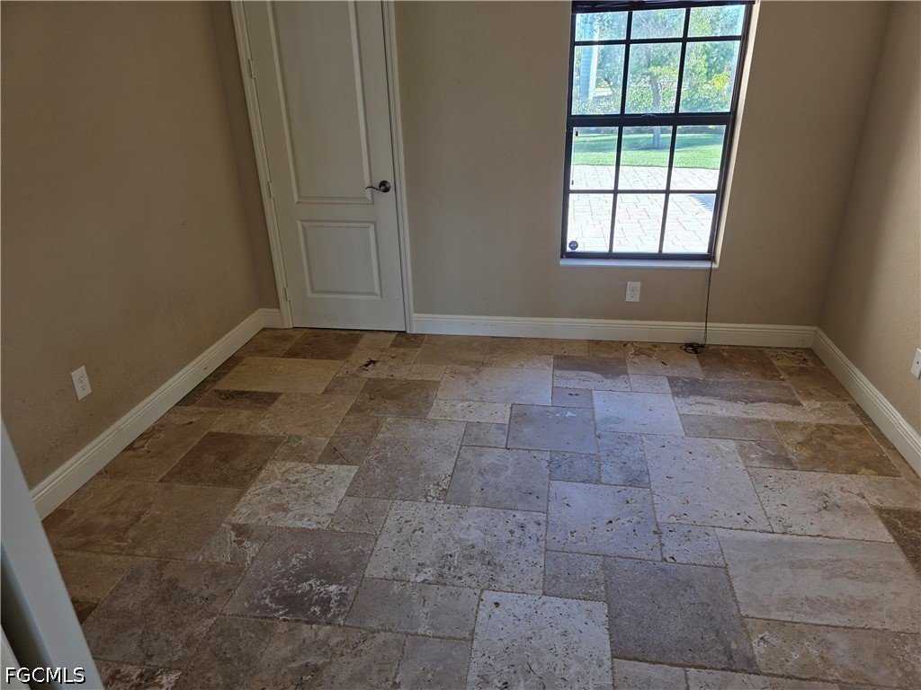 2406 Kismet Lakes Lane Cape Coral FL 33993 2026015992 image38