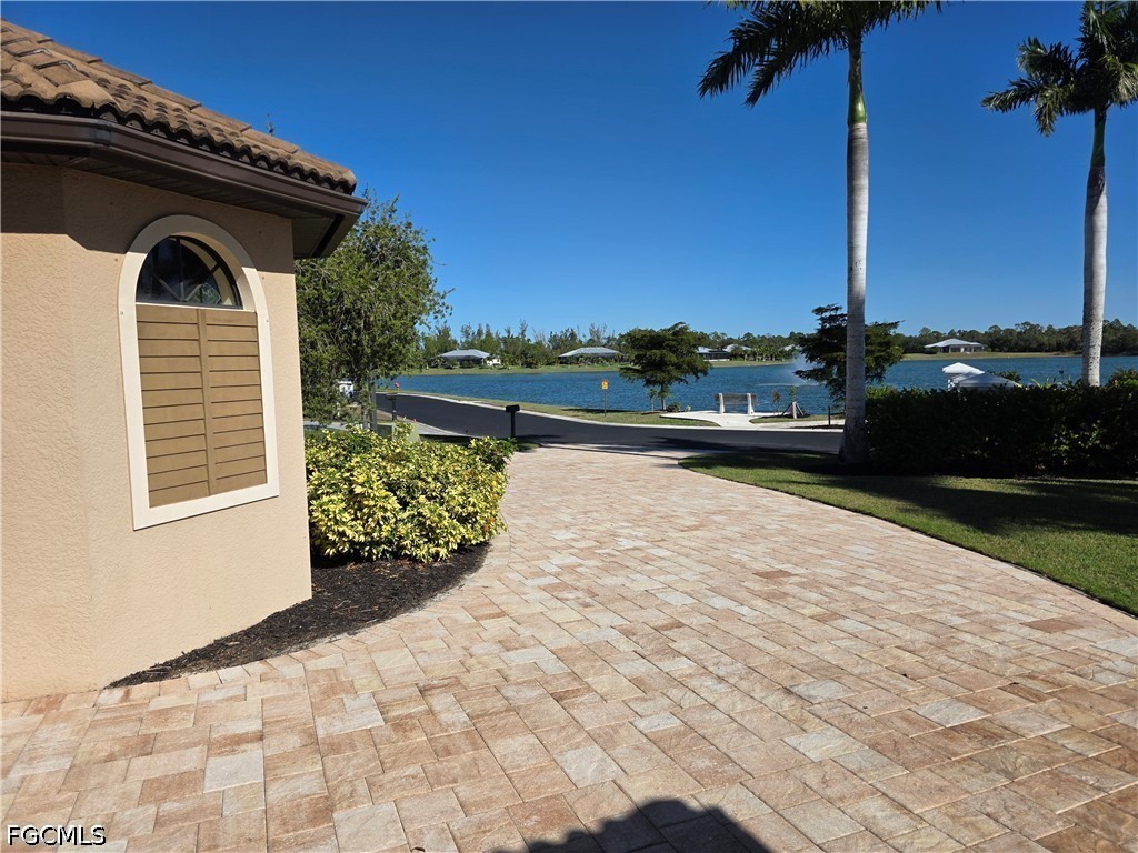 2406 Kismet Lakes Lane Cape Coral FL 33993 2026015992 image9