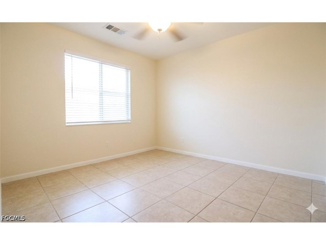 2406 Linhart Avenue Fort Myers FL 33901 2026016892 image17