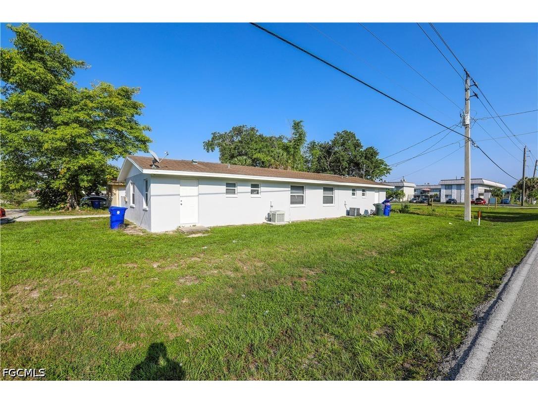 2406 Linhart Avenue Fort Myers FL 33901 2026016892 image3