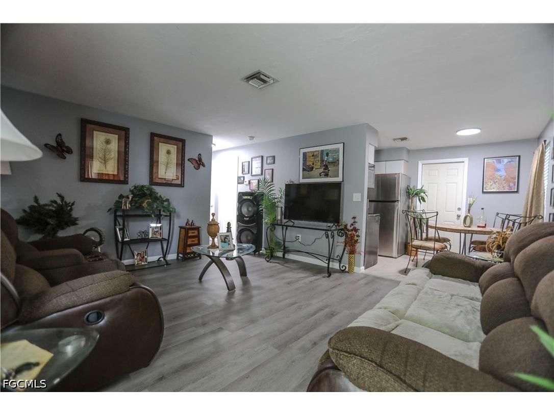 2406 Linhart Avenue Fort Myers FL 33901 2026016892 image8