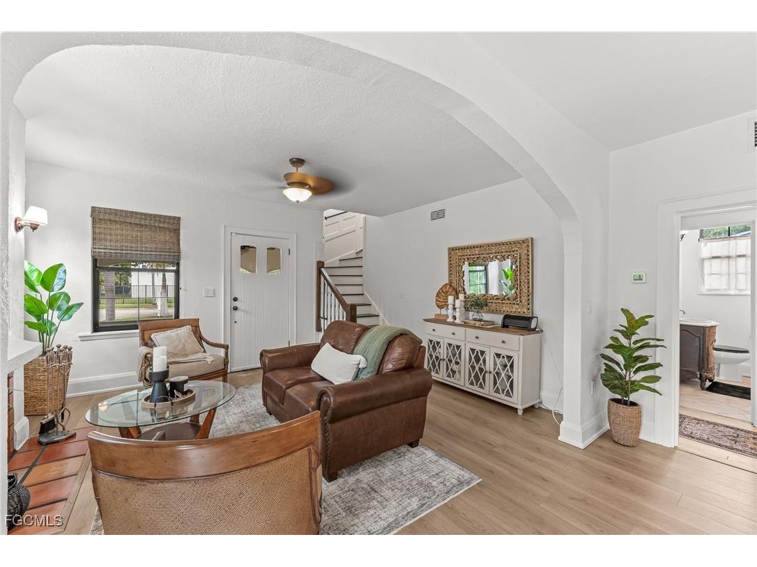 2408 Euclid Avenue Fort Myers FL 33901 2025017773 image8