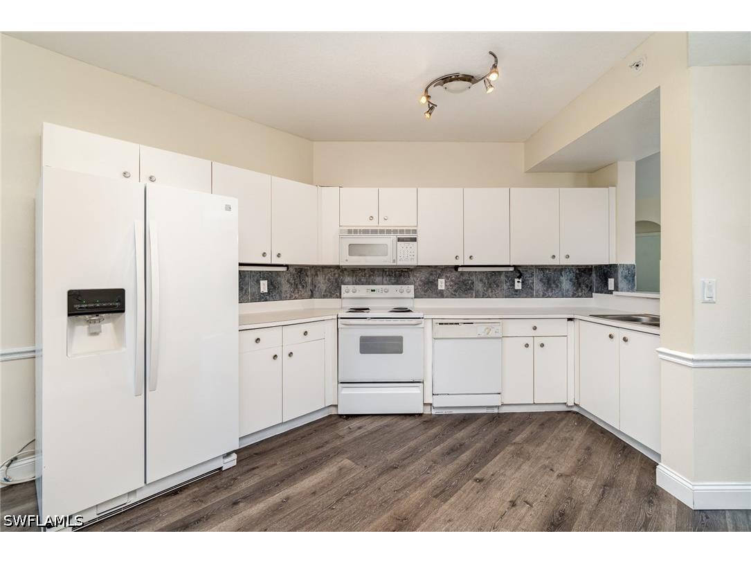 2408 Millcreek Lane #104 Naples FL 34119 226023347 image8