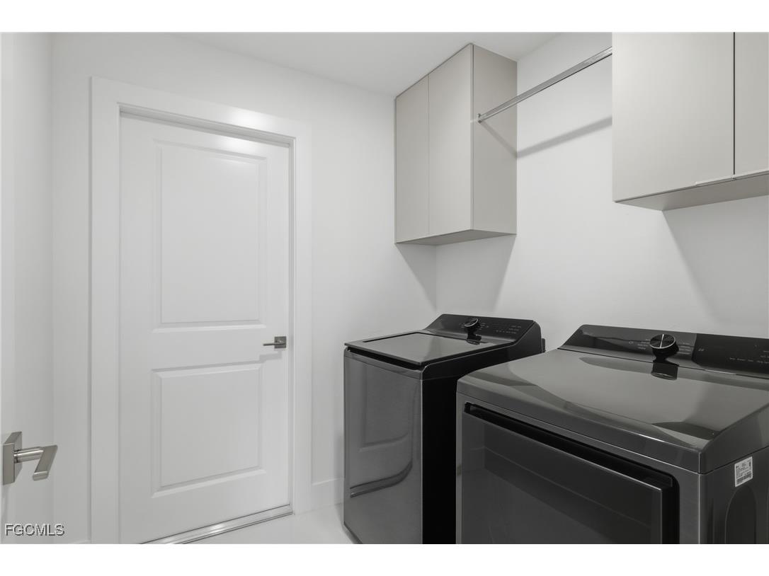 2408 NW 7th Place Cape Coral FL 33993 2025022557 image15