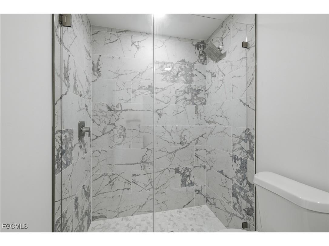 2408 NW 7th Place Cape Coral FL 33993 2025022557 image20