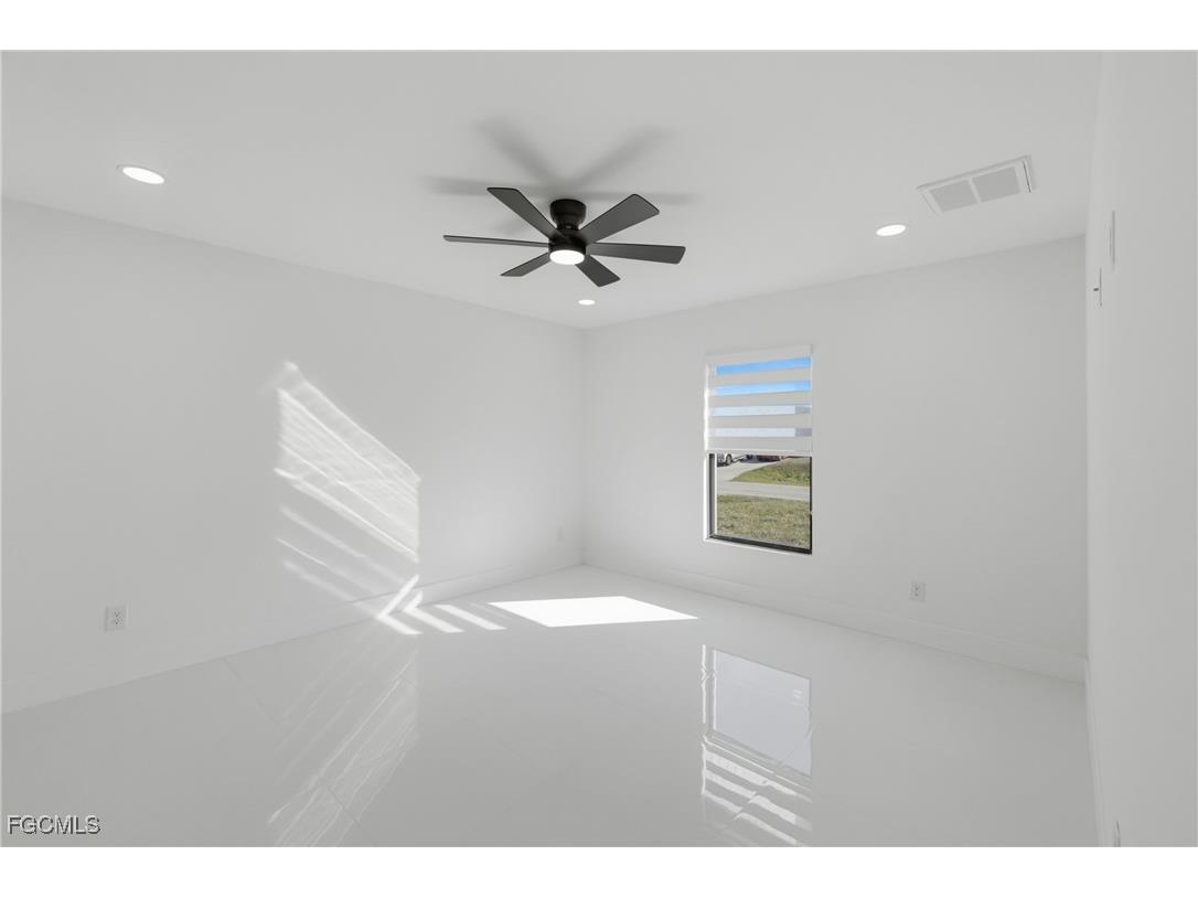 2408 NW 7th Place Cape Coral FL 33993 2025022557 image24