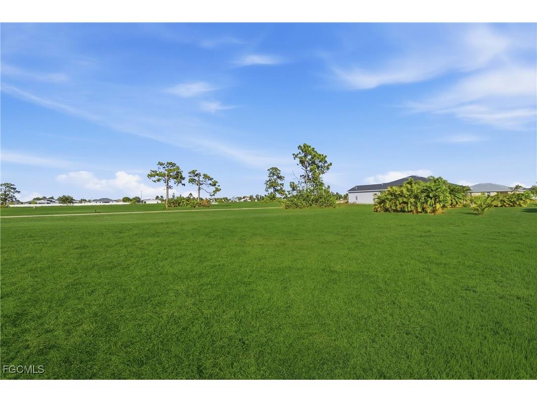 2408 NW 7th Place Cape Coral FL 33993 2025022557 image33