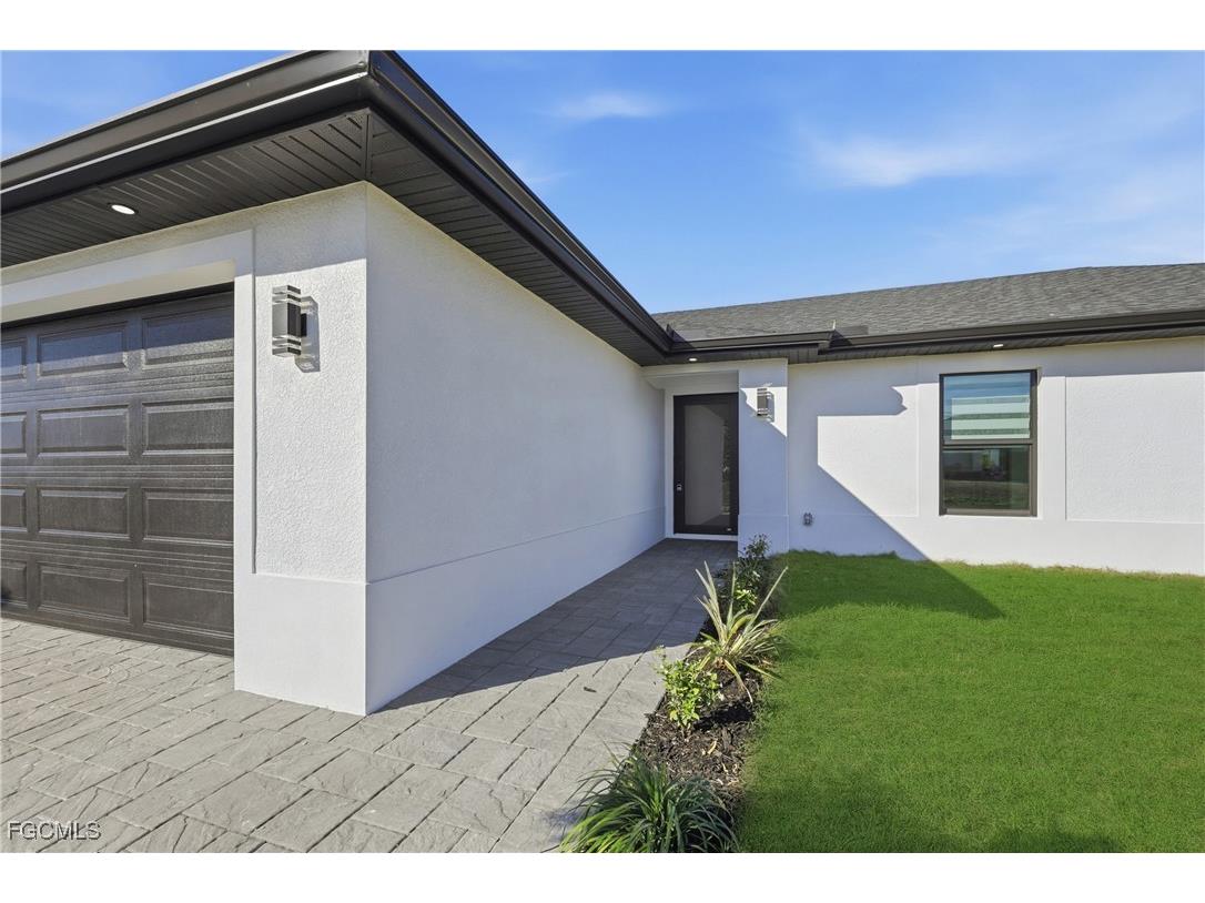 2408 NW 7th Place Cape Coral FL 33993 2025022557 image4