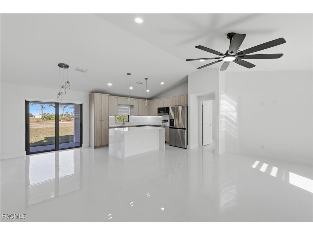 2408 NW 7th Place Cape Coral FL 33993 2025022557 image5