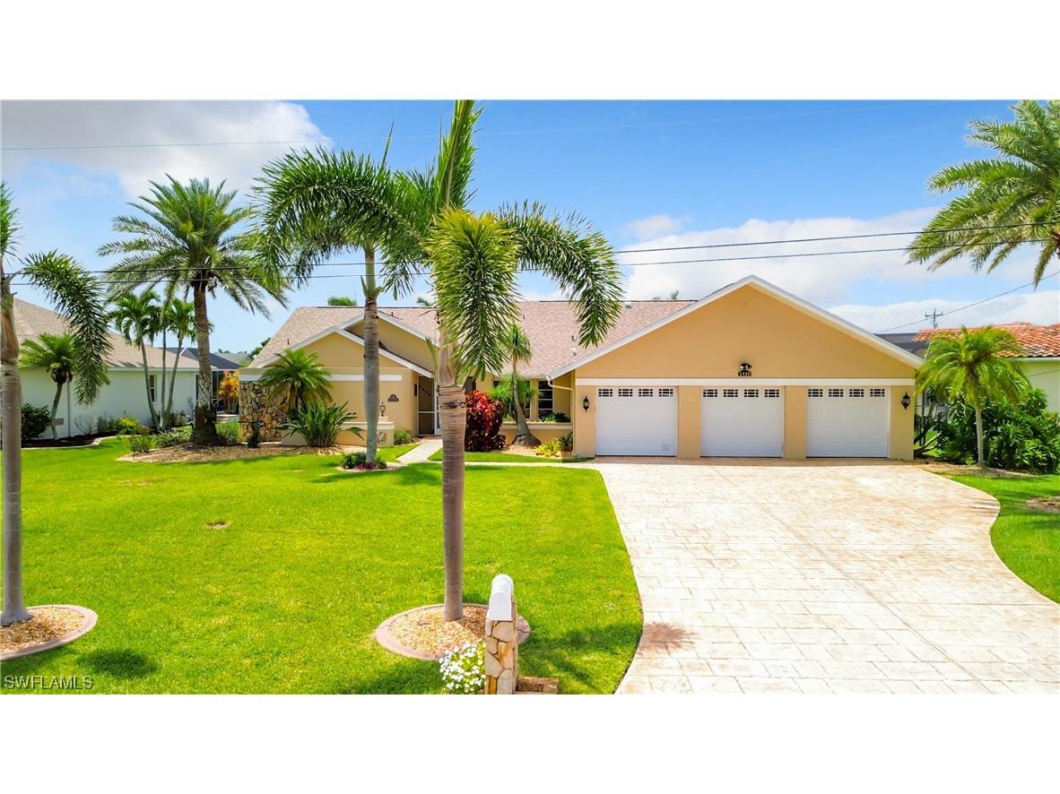 2408 SW 39th Terrace Cape Coral FL 33914 223054148 image1