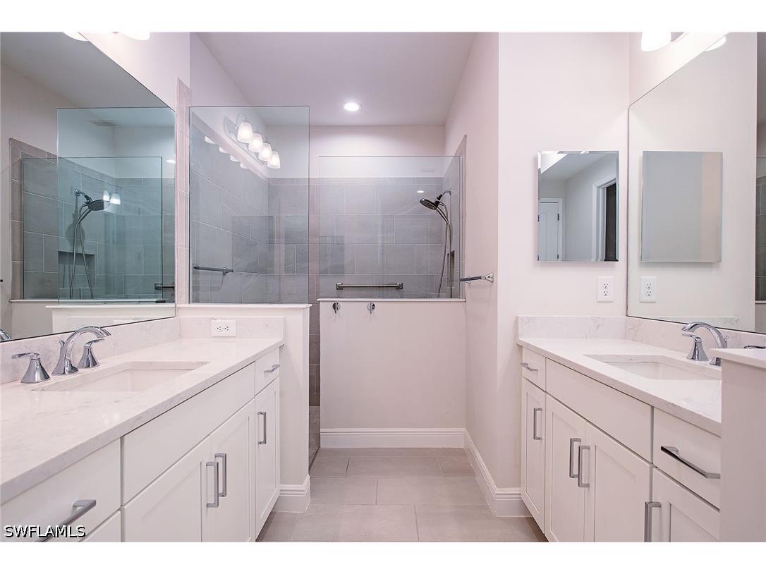 2409 Ariane Drive Naples FL 34112 226012697 image16