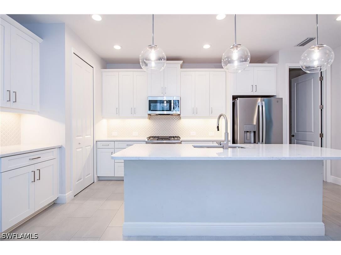 2409 Ariane Drive Naples FL 34112 226012697 image7