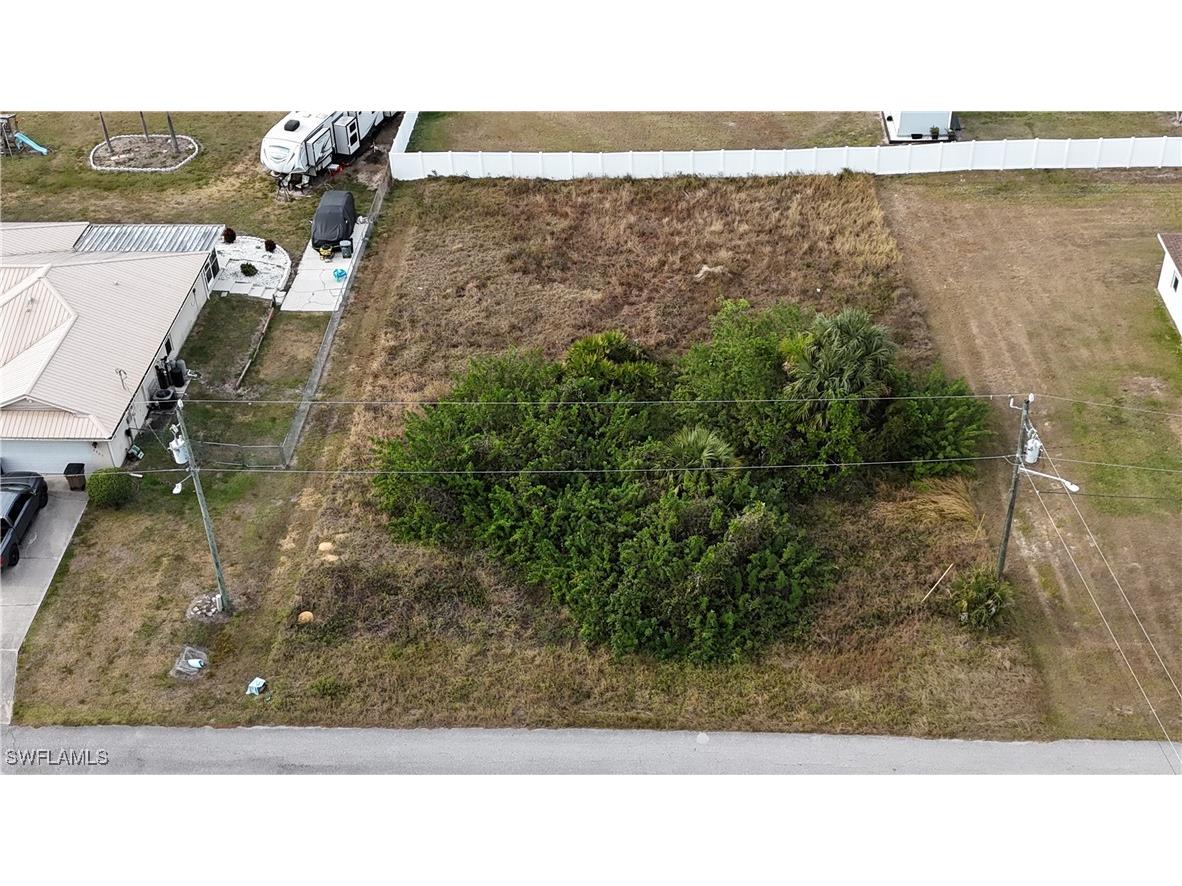 2409 Claude Avenue N Lehigh Acres FL 33971 224099622 image1