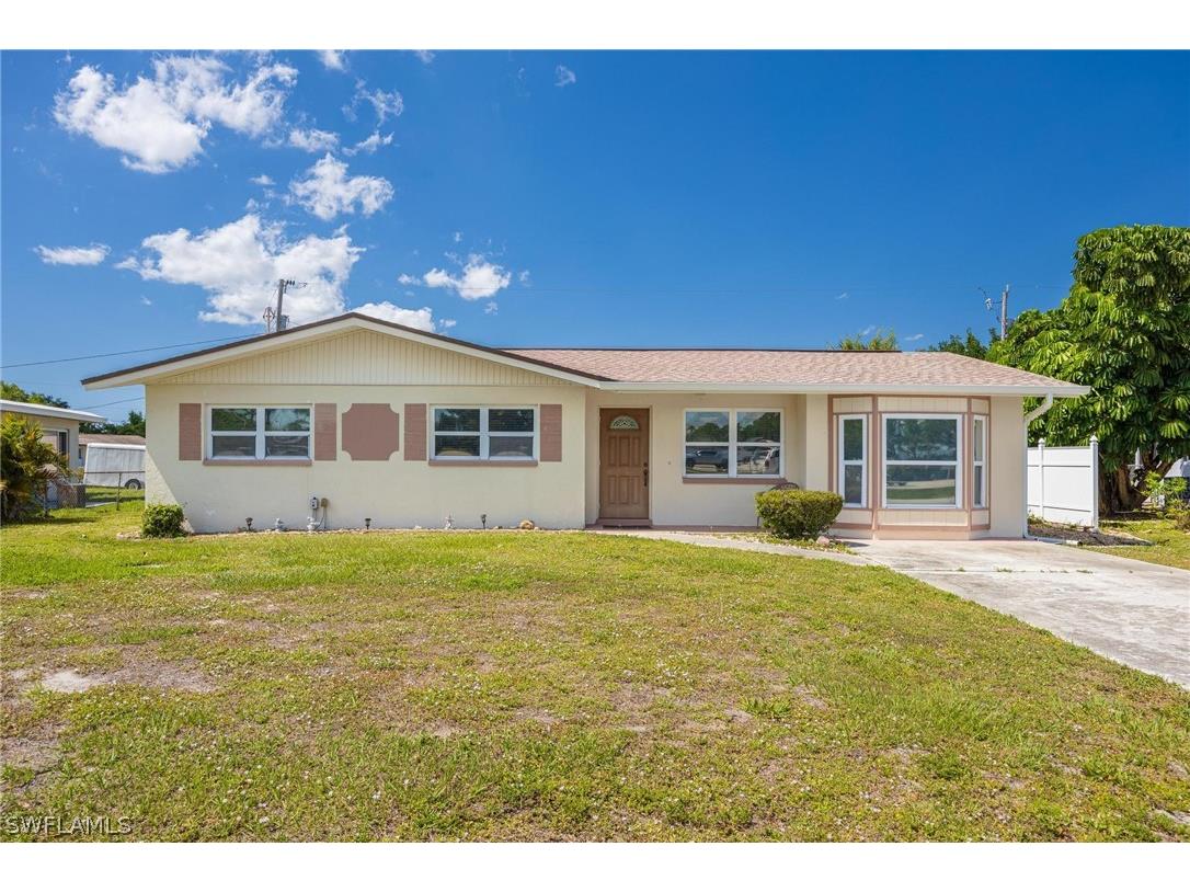 241 Donna Lane North Fort Myers FL 33917 224030138 image1
