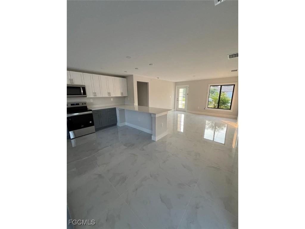 241 Narthex Avenue S Lehigh Acres FL 33974 2025023092 image2