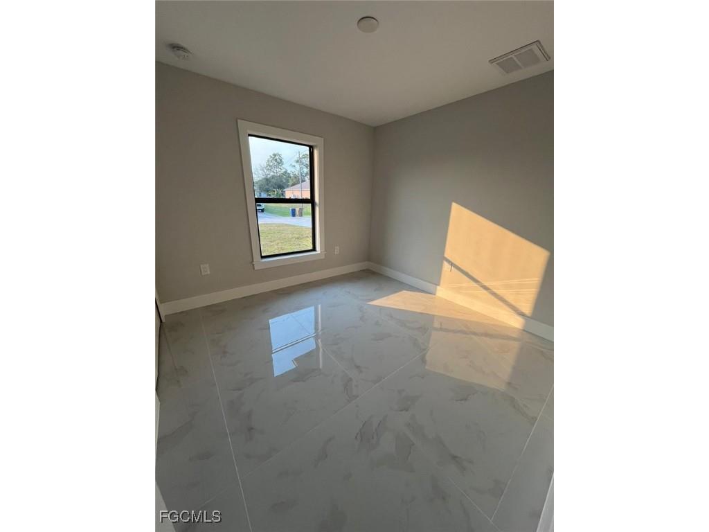 241 Narthex Avenue S Lehigh Acres FL 33974 2025023092 image7