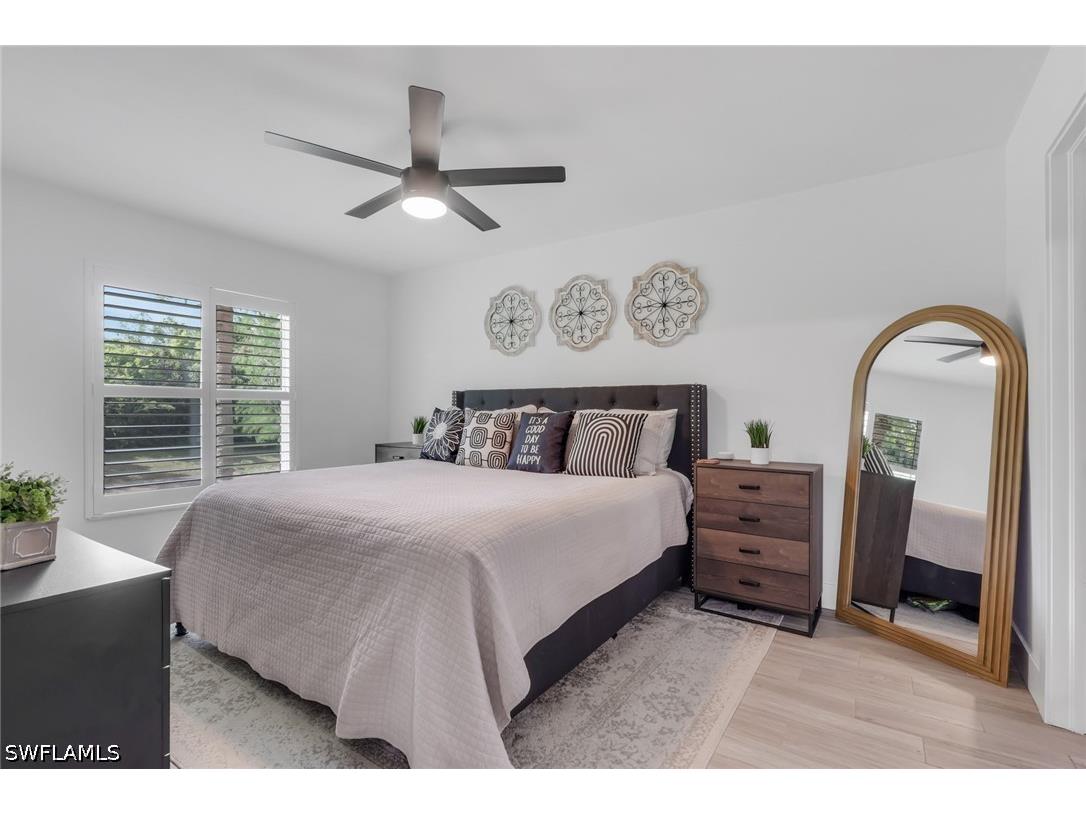 241 Robin Hood Circle #202 Naples FL 34104 226020409 image12