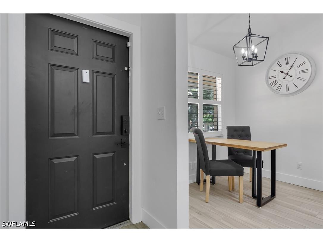 241 Robin Hood Circle #202 Naples FL 34104 226020409 image2