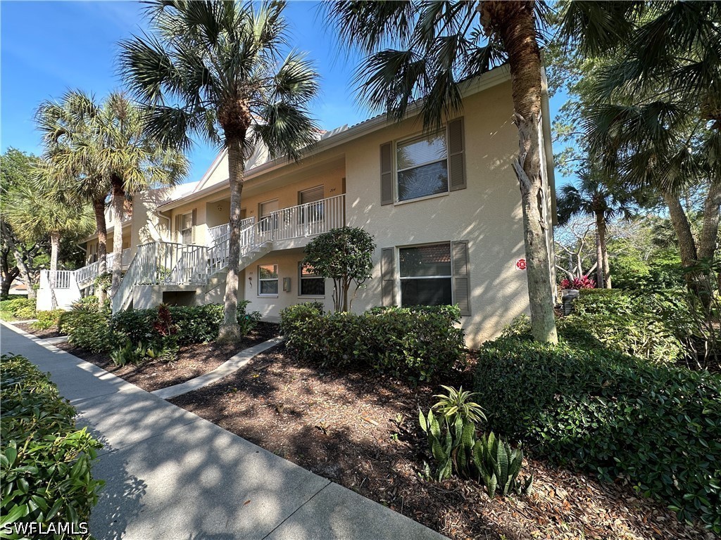 241 Robin Hood Circle #204 Naples FL 34104 226015497 image2