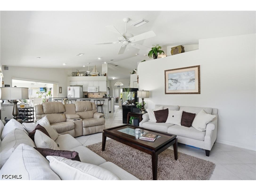 241 SE 29th Terrace Cape Coral FL 33904 2026019870 image25
