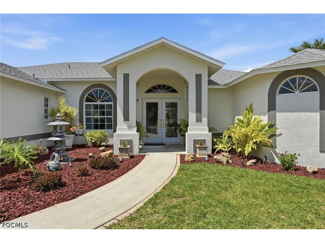 241 SE 29th Terrace Cape Coral FL 33904 2026019870 image3