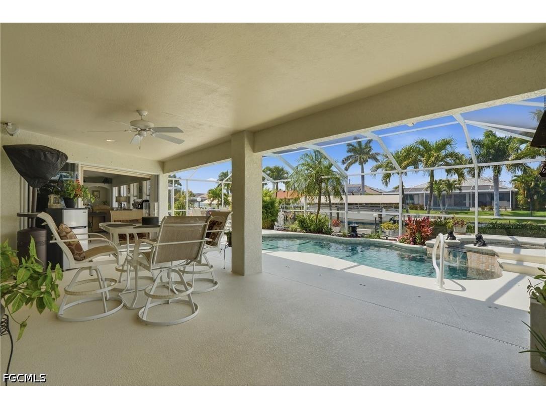 241 SE 29th Terrace Cape Coral FL 33904 2026019870 image36