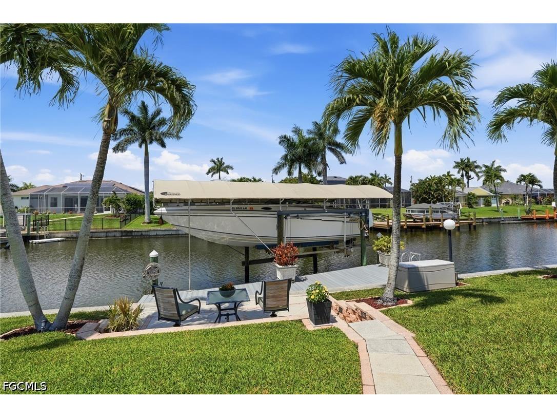 241 SE 29th Terrace Cape Coral FL 33904 2026019870 image44