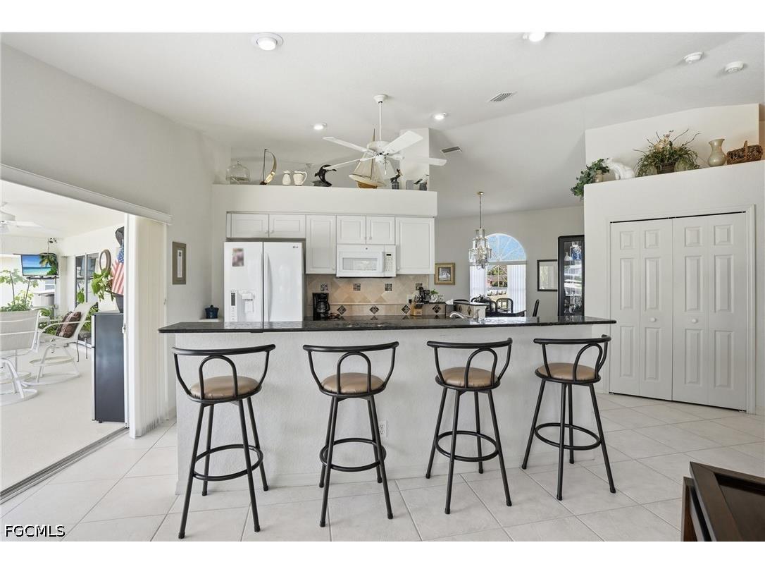 241 SE 29th Terrace Cape Coral FL 33904 2026019870 image9