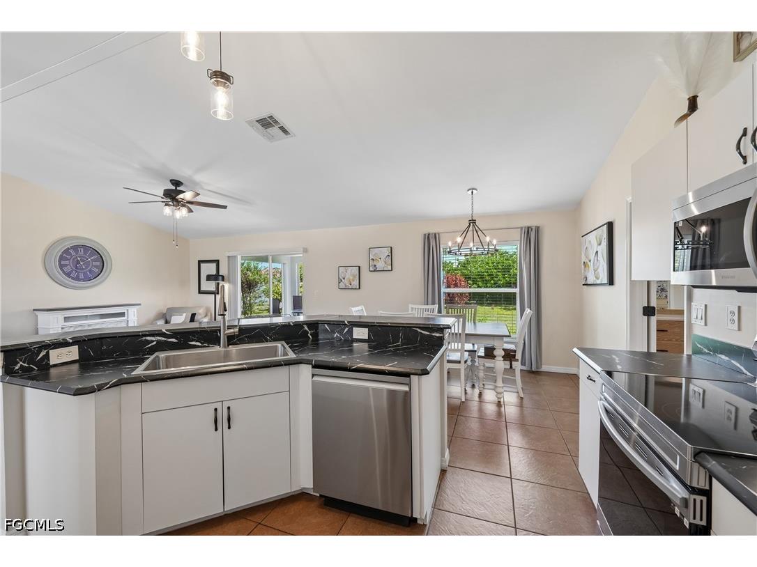 241 SW 34th Terrace Cape Coral FL 33914 2026018166 image13