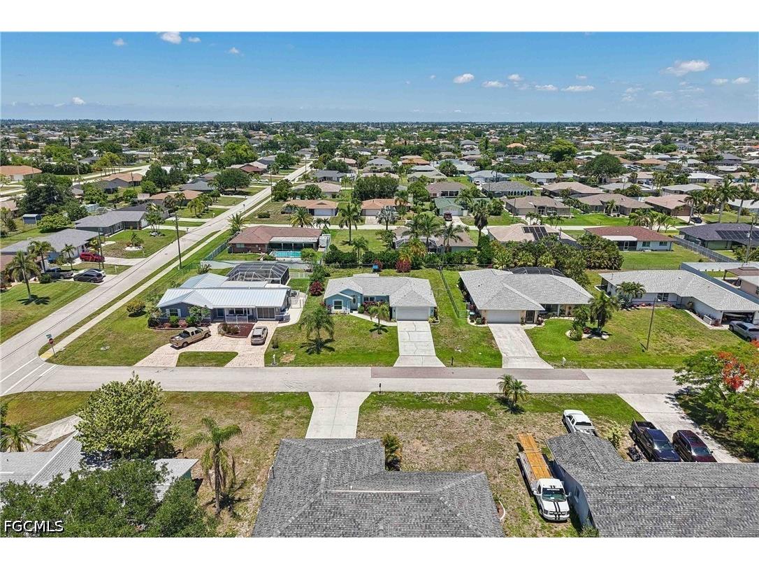 241 SW 34th Terrace Cape Coral FL 33914 2026018166 image39